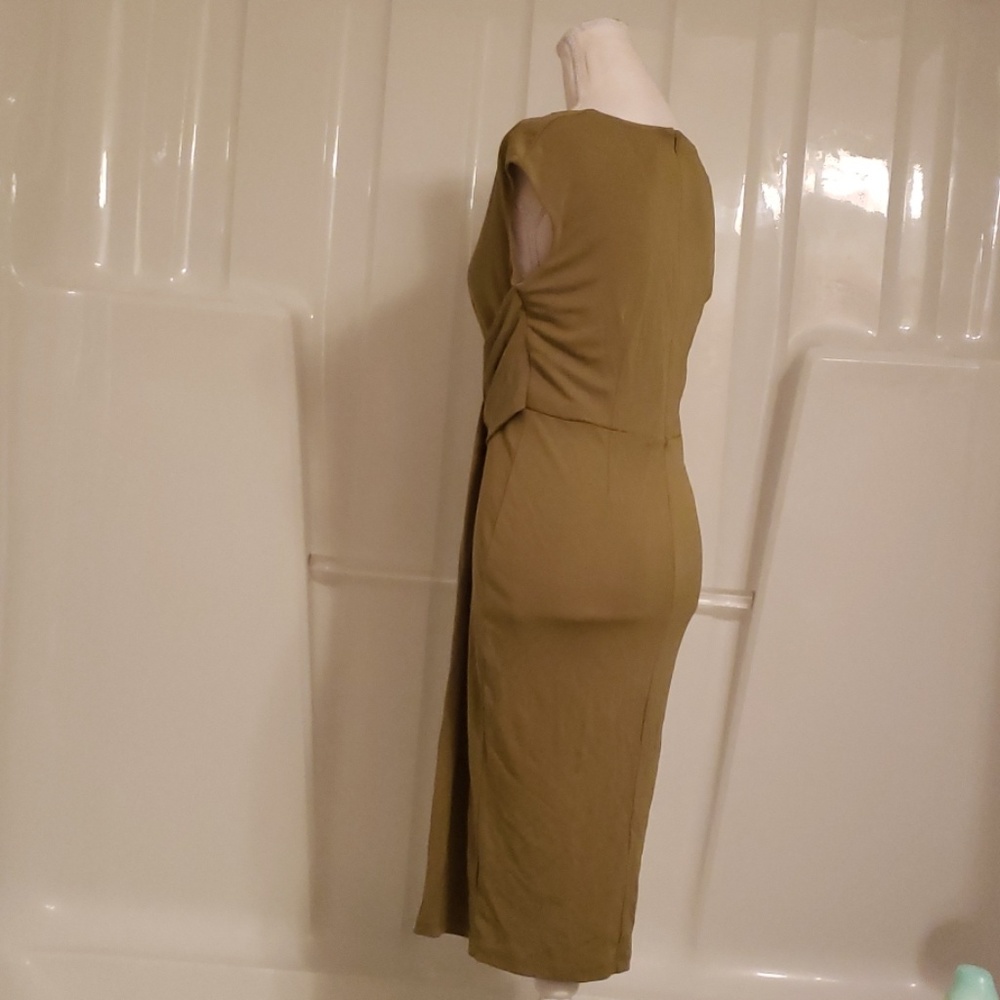 Adrienne Vittadini Olive green dress